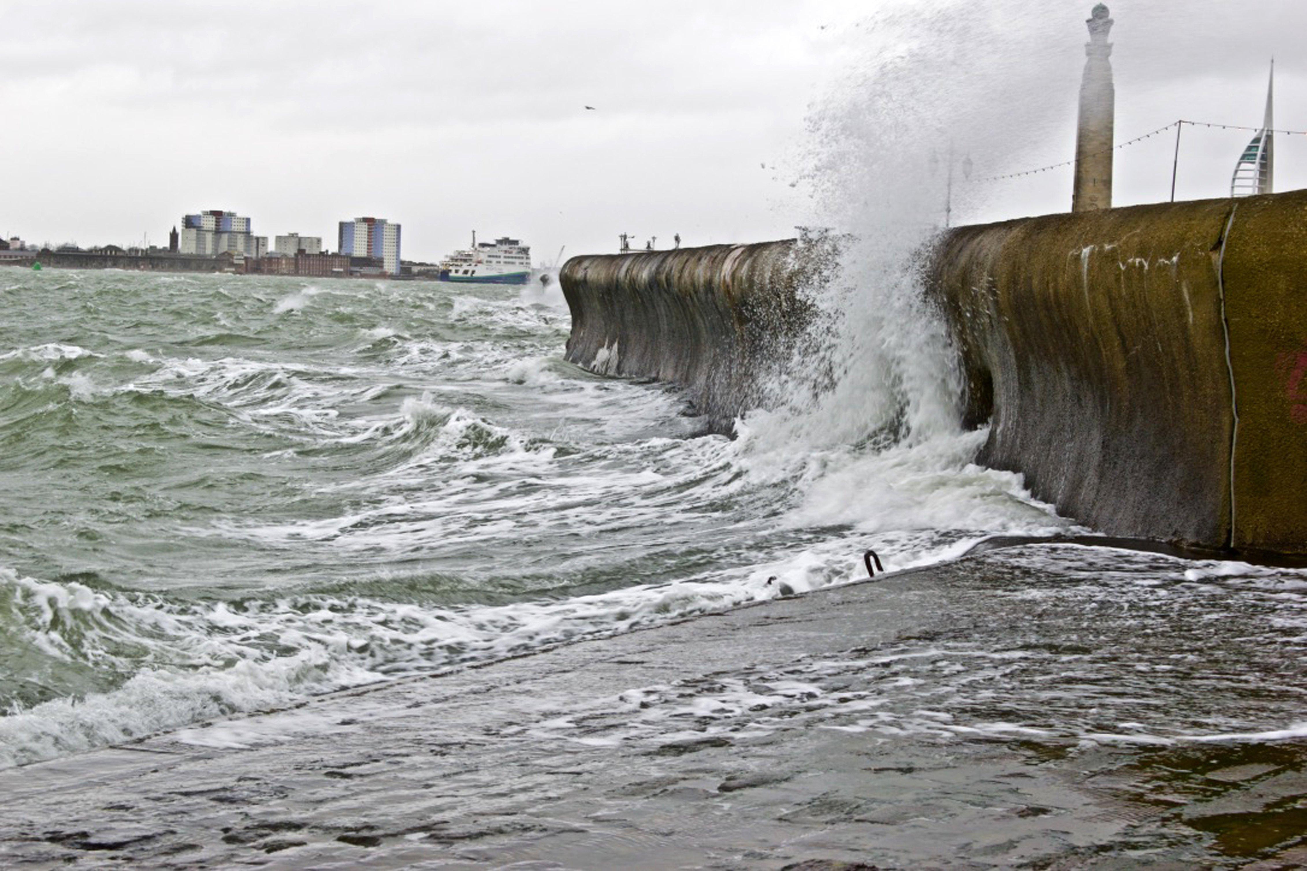 Storm Brendan: Southsea And Gosport Seafronts Closed As Stormy Weather ...